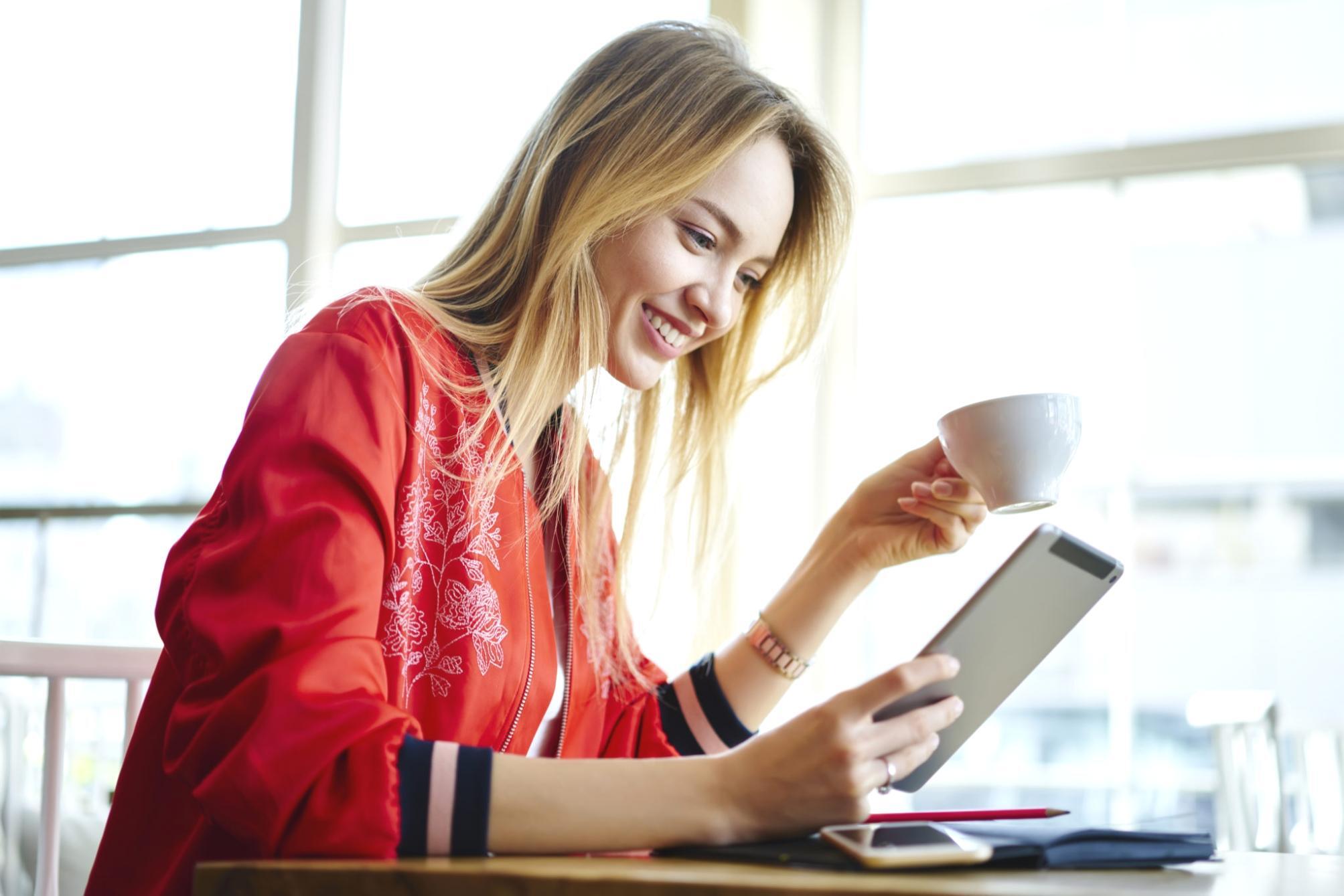 Gruppenarbeit an Finanzdaten im Online-Kurs